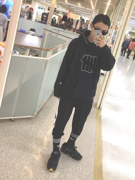 「ozweego3」｜しおんさん（メンズ・170cm）の冬コーディネート