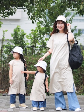 「OZOC（オゾック）のアイテム（デニムパンツ）」を使った、YUIさん（レディース・162cm）の秋コーディネート