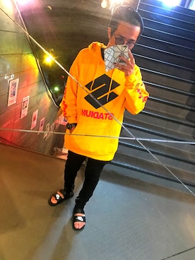 「H&M（エイチ・アンド・エム）のアイテム（マウンテンパーカー）」を使った、Yamato  Nakajimaさん（メンズ・171cm）の秋コーディネート