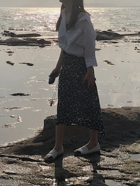 「TORY BURCH（トリーバーチ）のアイテム（シューズ、ホワイト系）」を使った、charlotte/rinさん（レディース・168cm）の春コーディネート
