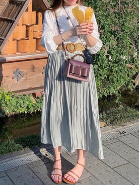 「moment+（モーメントプラス）のアイテム（スカート、その他）」を使った、charlotte/rinさん（レディース・168cm）の夏コーディネート