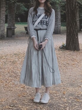 「moment+（モーメントプラス）のアイテム（スカート、その他）」を使った、charlotte/rinさん（レディース・168cm）の秋コーディネート