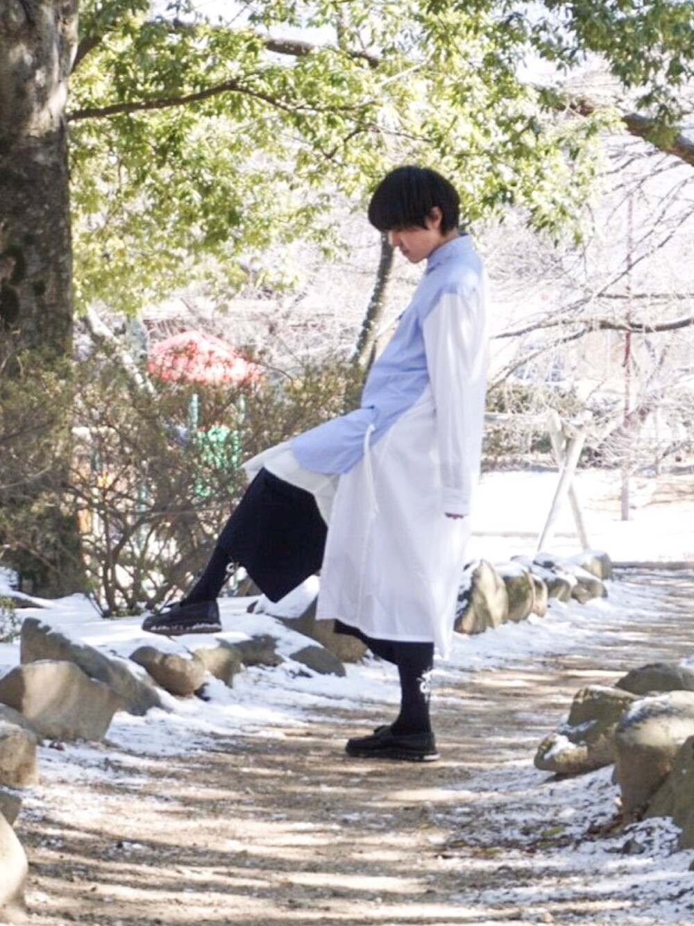 「レイヤードstyle、ドクターマーチン、Dr.Martens、yohjiyamamoto、Y-3、ys、GROUND Y」｜「Ground Yのアイテム（シャツ/ブラウス、ホワイト系）」を使った、takuさん（メンズ・171cm）の冬コーディネートの1枚目の写真