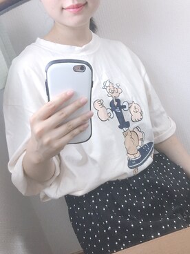 「GOGOSING（ゴゴシング）のアイテム（Tシャツ/カットソー、ベージュ系）」を使った、ふむさん（レディース・153cm）の夏コーディネート