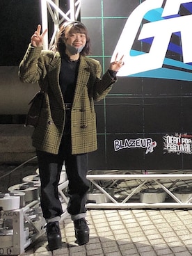「LIVE」｜「アイテム（ジャケット/アウター）」を使った、小娘🦖さん（レディース・155cm）の秋コーディネート