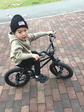 「KANGOL（カンゴール）のアイテム（スウェット）」を使った、EMAさん（キッズ・100cm）の冬コーディネート