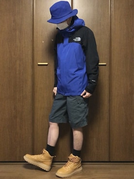 「AIR FORCE 1」｜「アイテム（マウンテンパーカー）」を使った、zekihiroさん（メンズ・170cm）の秋コーディネート