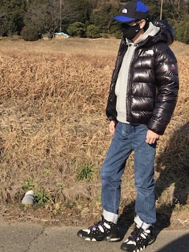 「AIR MAX」｜「アイテム（ダウンジャケット/コート）」を使った、zekihiroさん（メンズ・170cm）の冬コーディネート