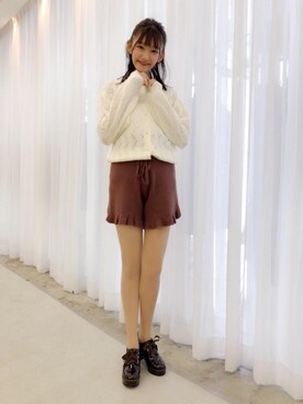 「透かし柄」｜「アイテム（その他シューズ）」を使った、マジェスティックレゴンラフォーレ原宿店スタッフさん（レディース・162cm）の秋コーディネート