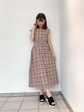 「amelier MAJESTIC LEGON（アメリエルマジェスティックレゴン）のアイテム」を使った、マジェスティックレゴンラフォーレ原宿店スタッフさん（レディース・162cm）の春コーディネート
