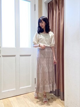 「透かし柄」｜「アイテム（スカート）」を使った、マジェスティックレゴンラフォーレ原宿店スタッフさん（レディース・166cm）の夏コーディネート