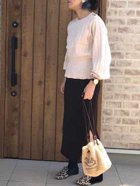 「ぺプラムトップス」｜「アイテム（腕時計）」を使った、Riiisaさん（レディース・158cm）の秋コーディネート