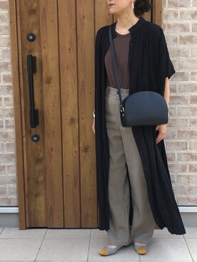 「ブラウン×ブラック」｜「アイテム（シャツワンピース）」を使った、Riiisaさん（レディース・158cm）の夏コーディネート