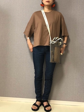 「petitcro（プティクロ）のpetitcro  ワイドバングル PCKB1901001（バングル/リストバンド）」を使った、Riiisaさん（レディース・158cm）の夏コーディネート