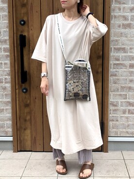 「petitcro（プティクロ）のpetitcro  ワイドバングル PCKB1901001（バングル/リストバンド）」を使った、Riiisaさん（レディース・158cm）の夏コーディネート