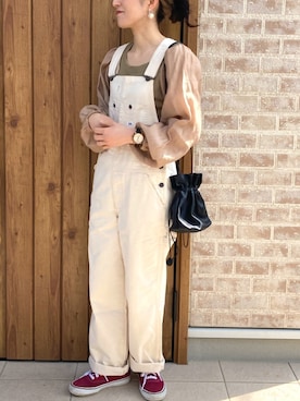 「ホワイトパンツ」｜「アイテム（サロペット/オーバーオール）」を使った、Riiisaさん（レディース・158cm）の春コーディネート