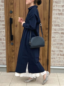 「ラウンドバッグ」｜「アイテム（アクセサリー）」を使った、Riiisaさん（レディース・158cm）の春コーディネート