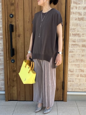 「petitcro（プティクロ）のpetitcro  ワイドバングル PCKB1901001（バングル/リストバンド）」を使った、Riiisaさん（レディース・158cm）の春コーディネート