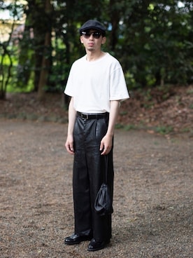 「FEKETE（フェケテ）のアイテム（パンツ）」を使った、peikunさん（メンズ・170cm）の春コーディネート