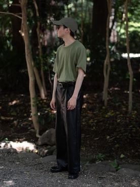「FEKETE（フェケテ）のアイテム（パンツ）」を使った、peikunさん（メンズ・170cm）の夏コーディネート