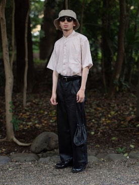 「FEKETE（フェケテ）のアイテム（パンツ）」を使った、peikunさん（メンズ・170cm）の夏コーディネート