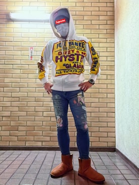 「シュプリーム」｜「アイテム（ブーツ）」を使った、怠惰ですけれども®︎さん（メンズ・170cm）の冬コーディネート