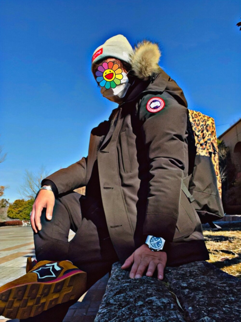 「Hysteric Glamour、supreme、NEW ERA、CANADA GOOSE、Atlantic STARS、アトランティックスターズ、カナダグース、今日のコーデ、スニーカー、お洒落さんとつながりたい」｜「NEW ERAのアイテム（ニットキャップ/ビーニー、グレー系）」を使った、怠惰ですけれども®︎さん（メンズ・170cm）の冬コーディネートの1枚目の写真