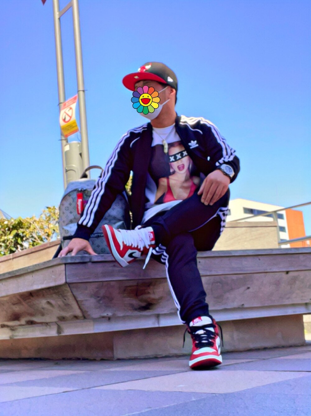 「aj1、Jordan、air jordan 1、aj1chicago、エアジョーダン1、スニーカー、今日のコーデ、NEW ERA、シカゴブルズ、お洒落さんとつながりたい」｜「NEW ERAのアイテム（キャップ、ブラック系）」を使った、怠惰ですけれども®︎さん（メンズ・170cm）の春コーディネートの1枚目の写真