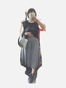 「ナイキスニーカー」｜「アイテム（ハンドバッグ）」を使った、E☺︎Hさん（レディース・158cm）の秋コーディネート