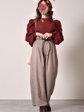 「ems excite（エムズエキサイト）のリブパワショル長袖カットソー（Tシャツ/カットソー、レッド系）」を使った、Miyuさん（レディース・149cm）の秋コーディネート