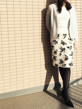 「united arrows」｜「アイテム（ノーカラージャケット）」を使った、あきさん（レディース・167cm）の春コーディネート
