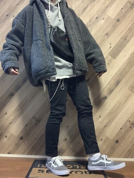 「ボア」｜「アイテム（財布/小物）」を使った、TaQさん（メンズ・171cm）の冬コーディネート