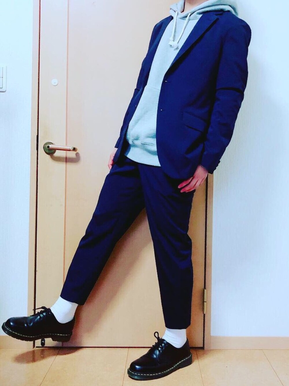 「お洒落さんとつながりたい、スポーツミックス、セットアップ、プチプラ、GU、平成最後のWEARISTAセンバツ」｜「GUのアイテム（スラックス、ブルー系）」を使った、Rikuさん（メンズ・174cm）の春コーディネートの1枚目の写真