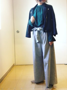 「ADAM ET ROPE'（アダムエロペ）のアイテム（ライダースジャケット）」を使った、hmy89さん（レディース・164cm）の春コーディネート