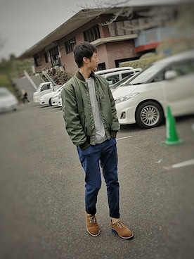 「スウェットトップス」｜「アイテム（ブルゾン）」を使った、インスタ→bz178koshu47さん（メンズ・170cm）の春コーディネート