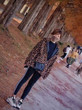 「アイテム（レギンス/スパッツ）」を使った、インスタ→bz178koshu47さん（レディース・159cm・40代）の冬コーディネート