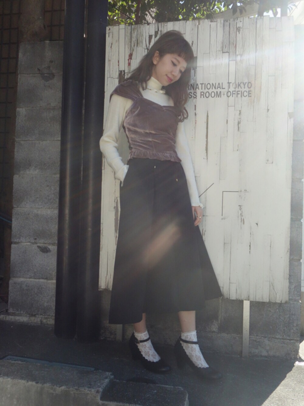 その他のキャミソール、その他のその他パンツ、その他のニット/セーターを着用したレディースの冬コーディネートの1枚目の写真