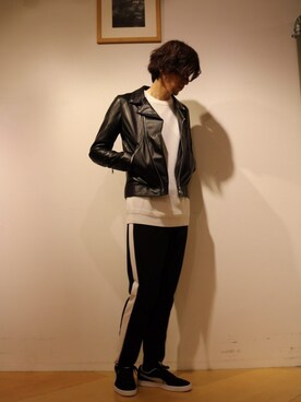 「Lui's（ルイス）のアイテム（ライダースジャケット）」を使った、Lui's 池袋 STAFF  芳村さん（メンズ・181cm）の春コーディネート