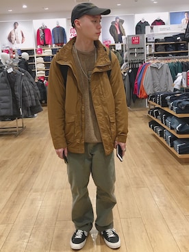 「アイテム（その他トップス）」を使った、阿得さん（メンズ・171cm・20代）の冬コーディネート