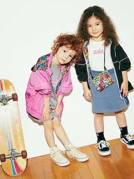 「x-girl stages」｜「アイテム（ブルゾン）」を使った、X-girl STAGES・XLARGE KIDSさん（キッズ・106cm）の冬コーディネート
