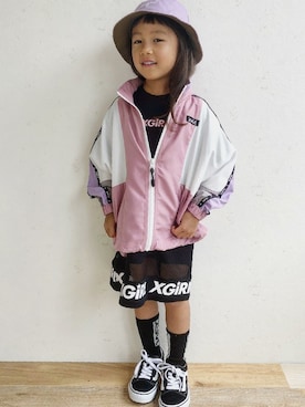 「x-girl stages」｜「アイテム（ブルゾン）」を使った、X-girl STAGES・XLARGE KIDSさん（キッズ・107cm）の冬コーディネート