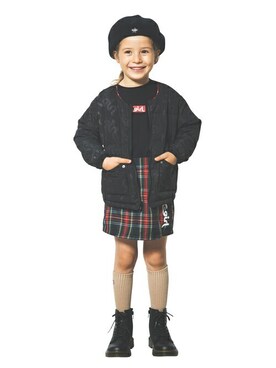 「x-girl stages」｜「アイテム（ブルゾン）」を使った、X-girl STAGES・XLARGE KIDSさん（キッズ・116cm）の冬コーディネート