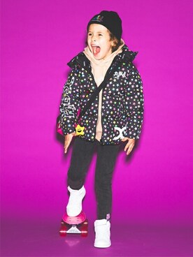 「x-girl stages」｜「アイテム（ダウンジャケット/コート）」を使った、X-girl STAGES・XLARGE KIDSさん（キッズ・116cm）の冬コーディネート