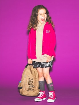 「x-girl stages」｜「アイテム（ブルゾン）」を使った、X-girl STAGES・XLARGE KIDSさん（キッズ・116cm）の冬コーディネート