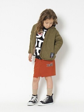 「アイテム（スカート、ブラウン系）」を使った、X-girl STAGES・XLARGE KIDSさん（キッズ・116cm）の冬コーディネート