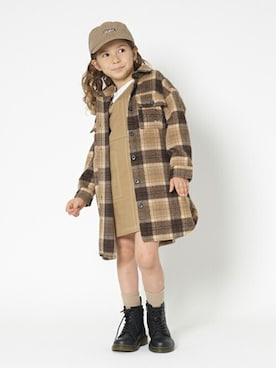 「アイテム（ジャンパースカート）」を使った、X-girl STAGES・XLARGE KIDSさん（キッズ・116cm）の冬コーディネート