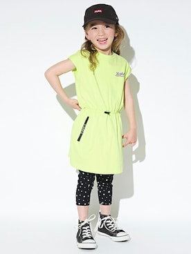 「蛍光カラー」｜「アイテム（ワンピース/ドレス）」を使った、X-girl STAGES・XLARGE KIDSさん（キッズ・110cm）の春コーディネート