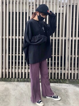 「パープル×黒」｜「アイテム（帽子）」を使った、SuYuさん（レディース・167cm）の秋コーディネート
