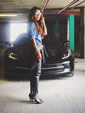 Lynsee Hee Kyeongさん（レディース）の秋コーディネート