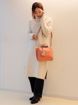 「アイテム（バッグ、オレンジ系）」を使った、Yokoyamaさん（レディース・157cm）の冬コーディネート